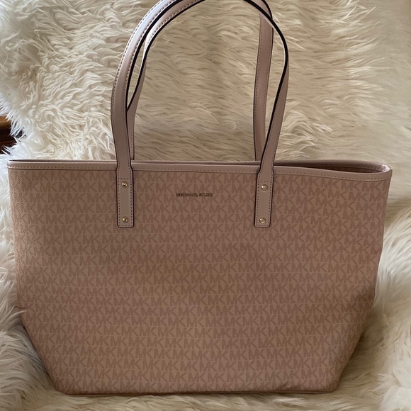 michael kors open tote